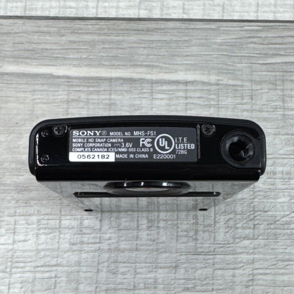 Sony Bloggie MHS-FS1 HD Mobile Digital Still Camera Video Camcorder Black USB - Picture 6 of 11